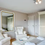 Διαμέρισμα Stunning 3-bedroom With Panoramic View *