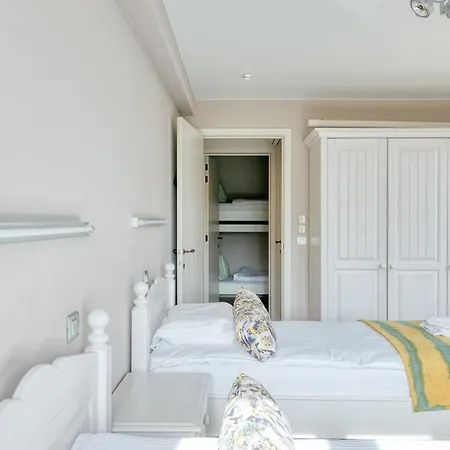 Stunning 3-bedroom With Panoramic View
