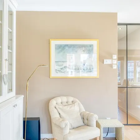Stunning 3-bedroom With Panoramic View Apartment