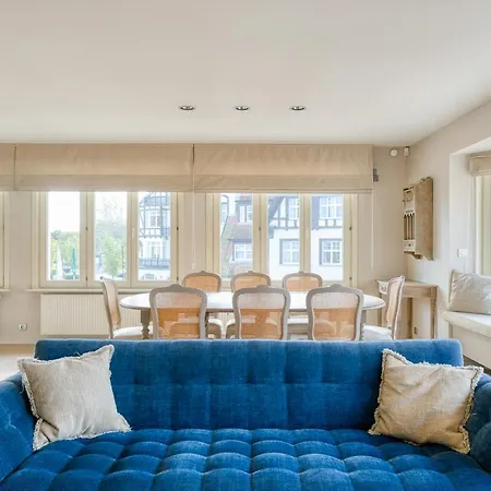 Stunning 3-bedroom With Panoramic View Διαμέρισμα De Haan