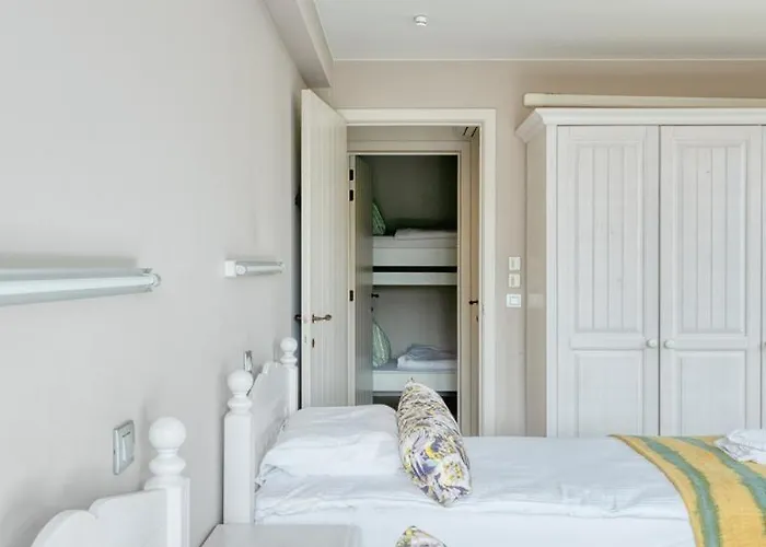 Stunning 3-bedroom With Panoramic View