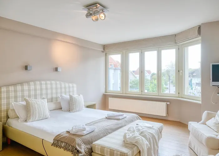 Apartment Stunning 3-bedroom With Panoramic View